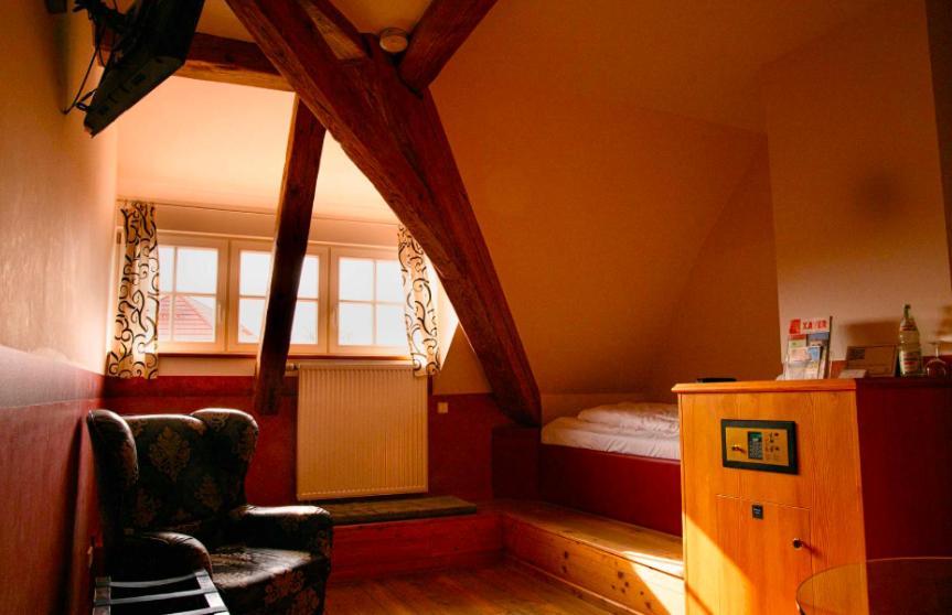 Gasthof Die Krone ชเวบิชฮัลล์ ภายนอก รูปภาพ